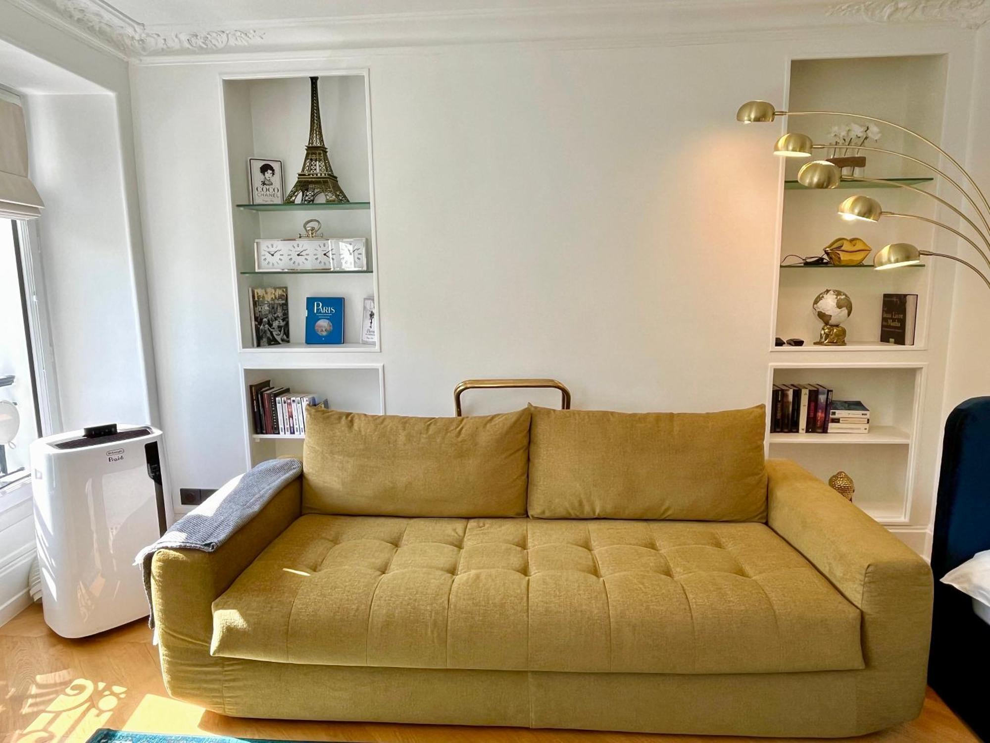 Studio Pres Des Champs-Elysees Paris Exterior foto